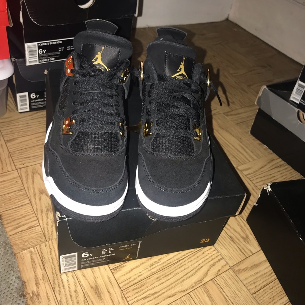 Jordan 4 size 6y/6 men Brand New!!
